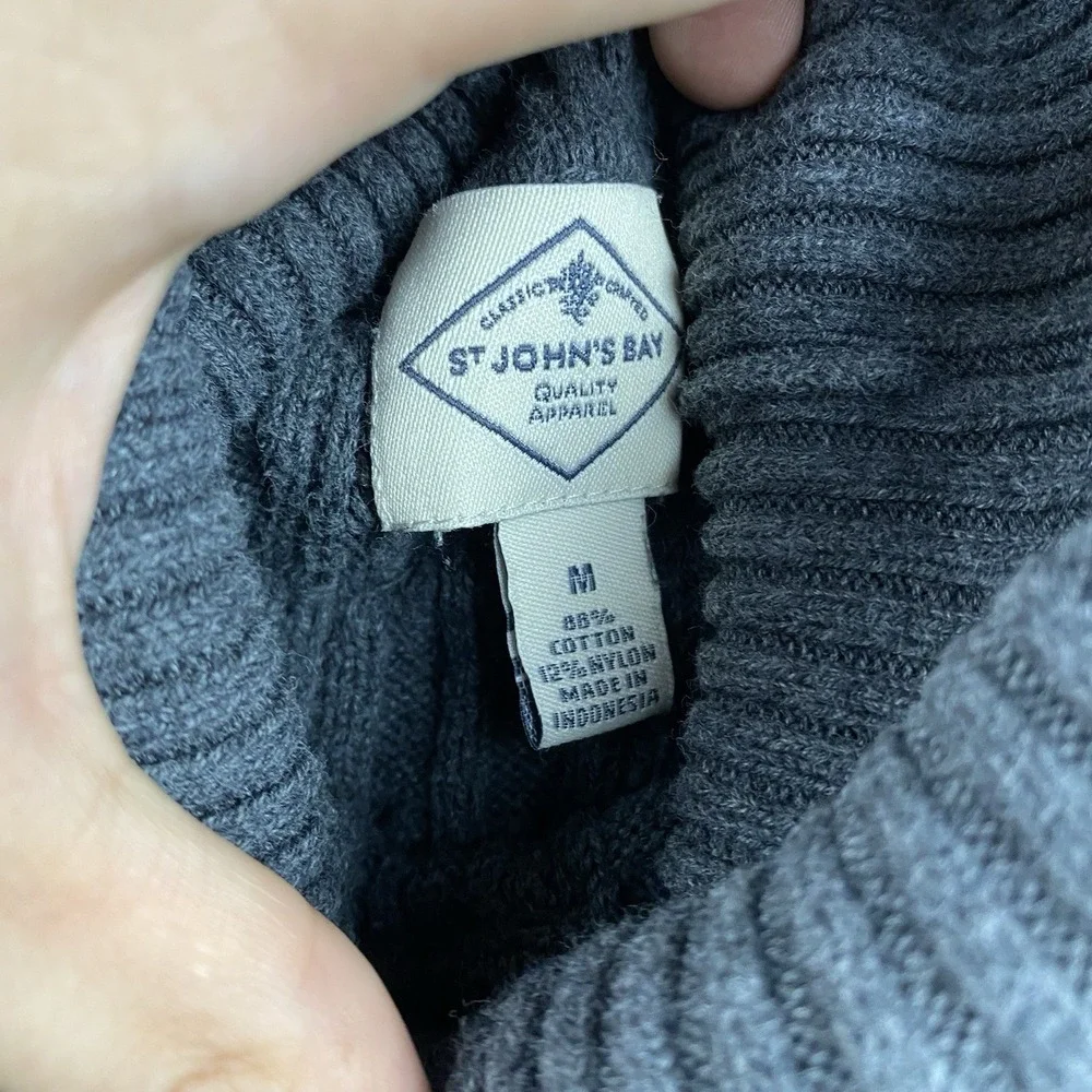 St. John's Bay Turtleneck Long Sleeve Cable Knit‎ Sweater Womens Medium Gray